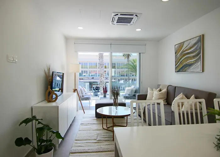 Phaedrus Living: Seaview Luxury Flat Limnaria 114